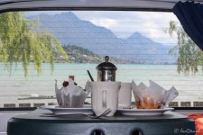 Kaffeezeit mit Blick auf den Wakatipu See (Queenstown am Wakatipu See)